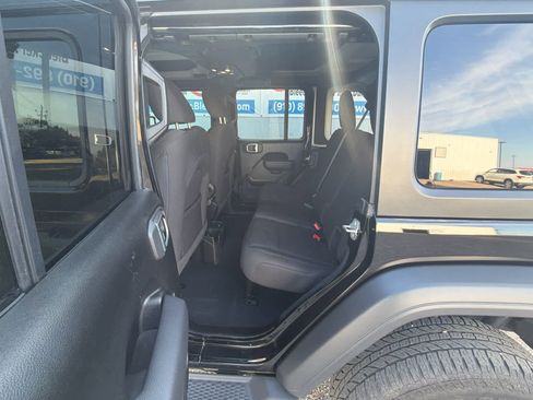 Used 2023 Jeep Wrangler Unlimited Sport image 34