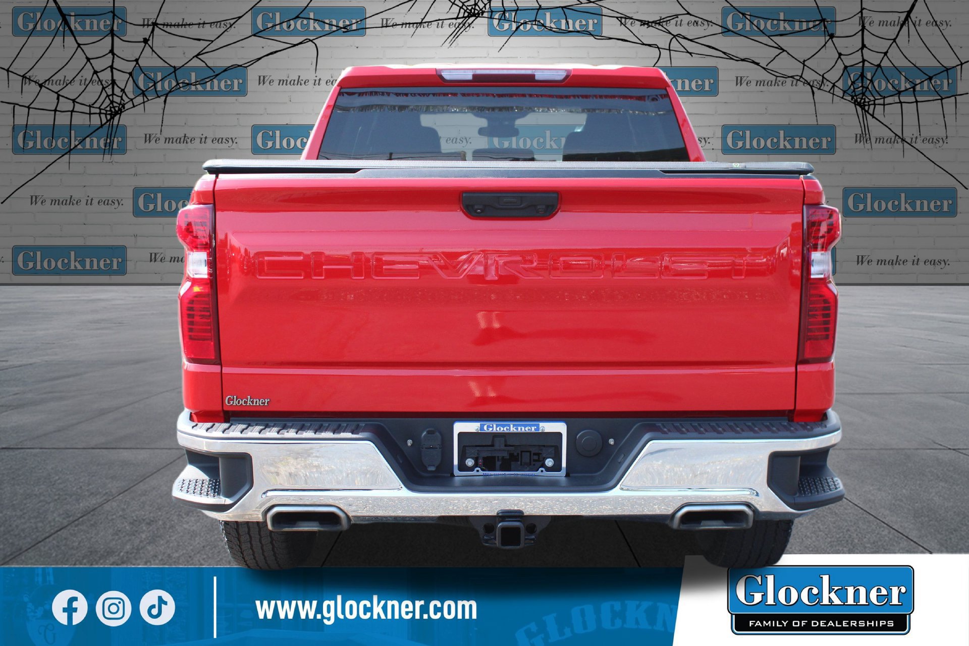Used 2024 Chevrolet Silverado 1500 LT AWD/4WD image 7