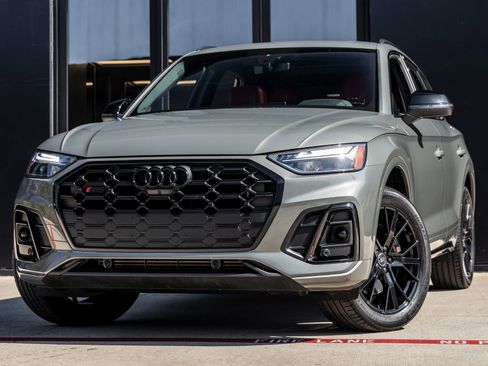 Used 2024 Audi SQ5 Premium Plus w/ Premium Plus Package AWD/4WD image 1