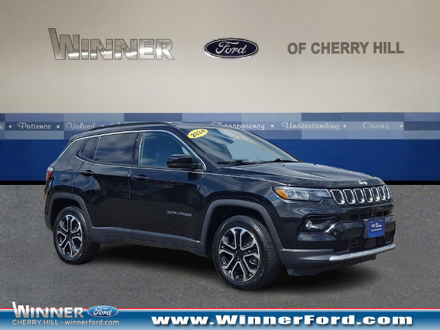 Used 2024 Jeep Compass Limited AWD/4WD image 1