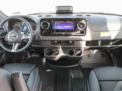 New 2026 Mercedes-Benz Sprinter 2500 image 13