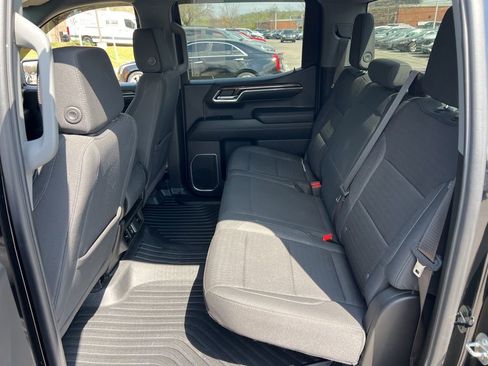 Used 2024 GMC Sierra 1500 SLE image 35