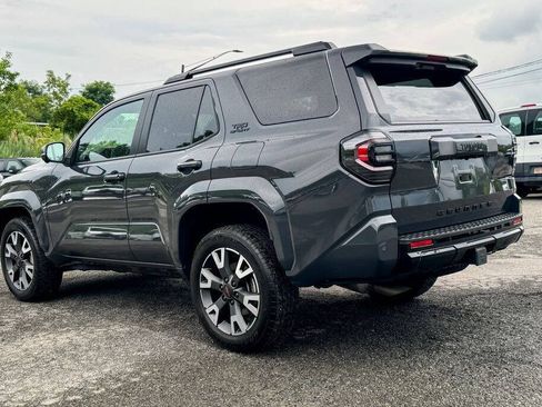 Used 2025 Toyota 4Runner 4WD image 5