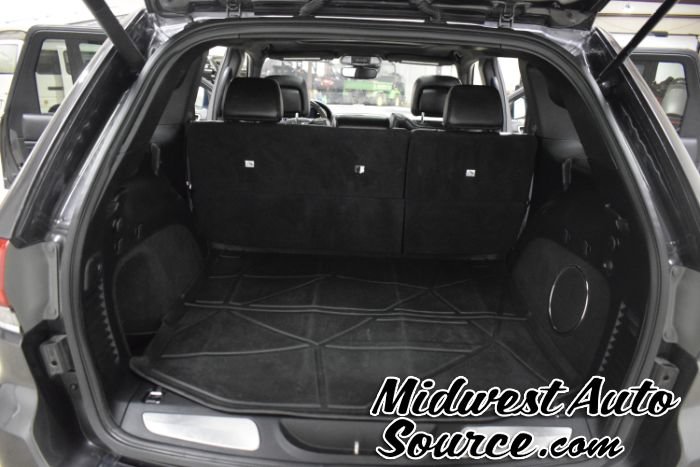 Used 2017 Jeep Grand Cherokee Overland w/ Jeep Active Safety Group AWD/4WD image 25