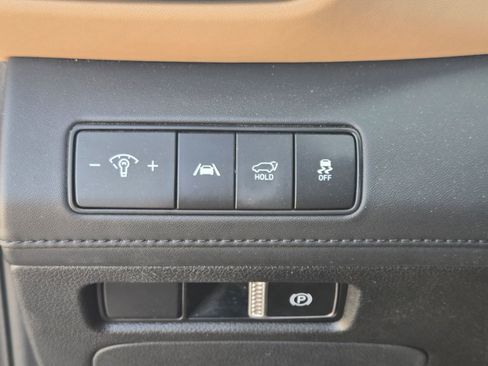 Used 2023 Hyundai Santa Fe Calligraphy image 8