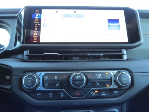 New 2025 Jeep Gladiator Mojave image 30