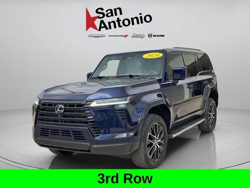 Used 2024 Lexus GX 550 w/ Accessory Package (2T) image 4