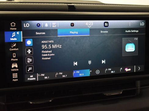 Used 2026 Jeep Gladiator Mojave AWD/4WD image 16