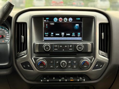 Used 2018 Chevrolet Silverado 1500 LT w/ All Star Edition AWD/4WD image 15