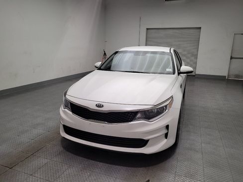 Used 2018 Kia Optima LX w/ 17" Alloy Wheels Package FWD image 15