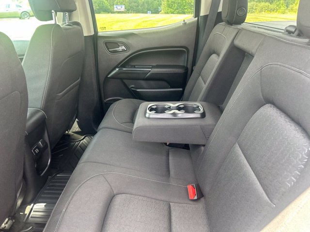 Used 2015 GMC Canyon SLE AWD/4WD image 40