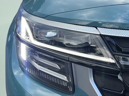 Certified 2026 Kia Seltos SX AWD/4WD image 25