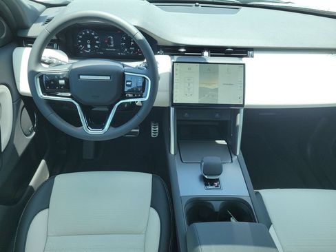New 2026 Land Rover Discovery Sport Landmark AWD/4WD image 18