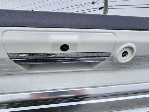 Used 2024 Ford F250 Platinum w/ FX4 Off-Road Package image 21