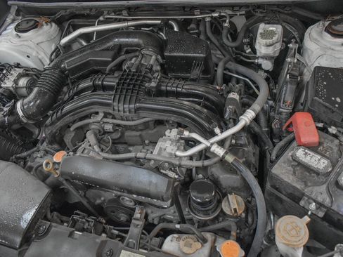 Used 2023 Subaru Impreza 2.0i Sport image 8