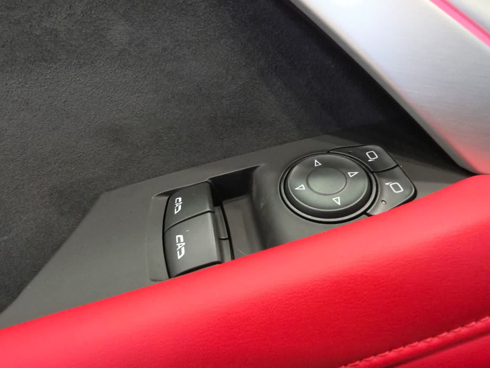 Used 2020 Chevrolet Camaro ZL1 RWD image 20