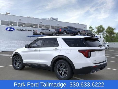 New 2026 Ford Explorer Active image 4
