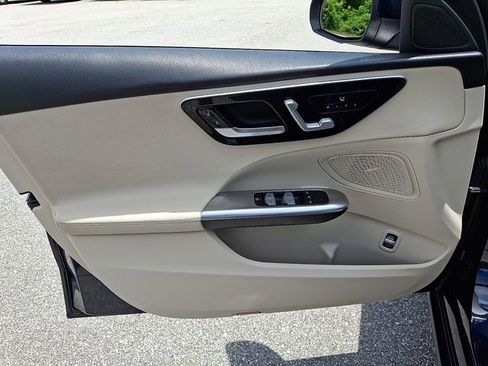 Used 2023 Mercedes-Benz C 300 4MATIC Sedan image 14