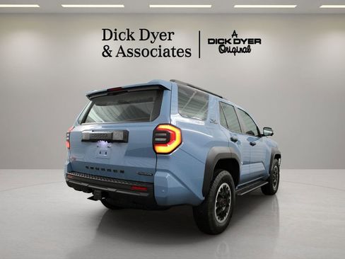 Used 2026 Toyota 4Runner TRD Off-Road Premium image 11