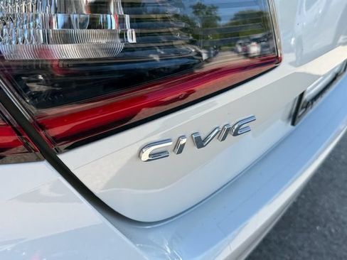 Used 2023 Honda Civic EX-L image 16