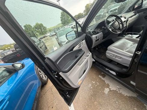 Used 2017 Honda Pilot Elite image 19