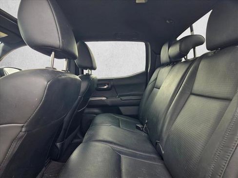 Used 2021 Toyota Tacoma Limited image 16