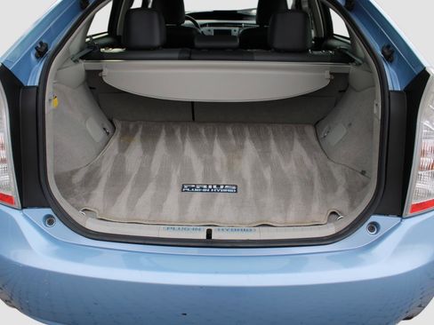 Used 2015 Toyota Prius Prime Advanced image 29