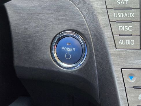 Used 2013 Toyota Prius Five w/ Advanced Technology Pkg FWD image 21