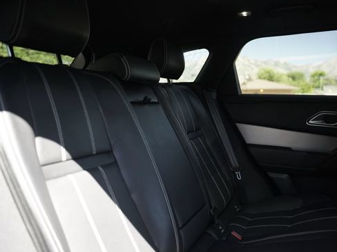 Used 2023 Land Rover Range Rover Velar R-Dynamic S AWD/4WD image 13