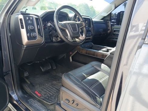 Used 2015 GMC Sierra 2500 Denali w/ Duramax Plus Package AWD/4WD image 51