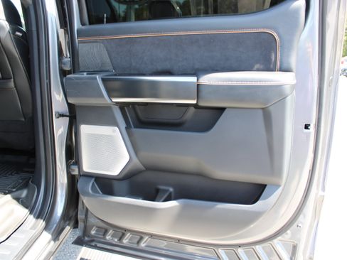 Used 2024 Ford F250 Platinum AWD/4WD image 15