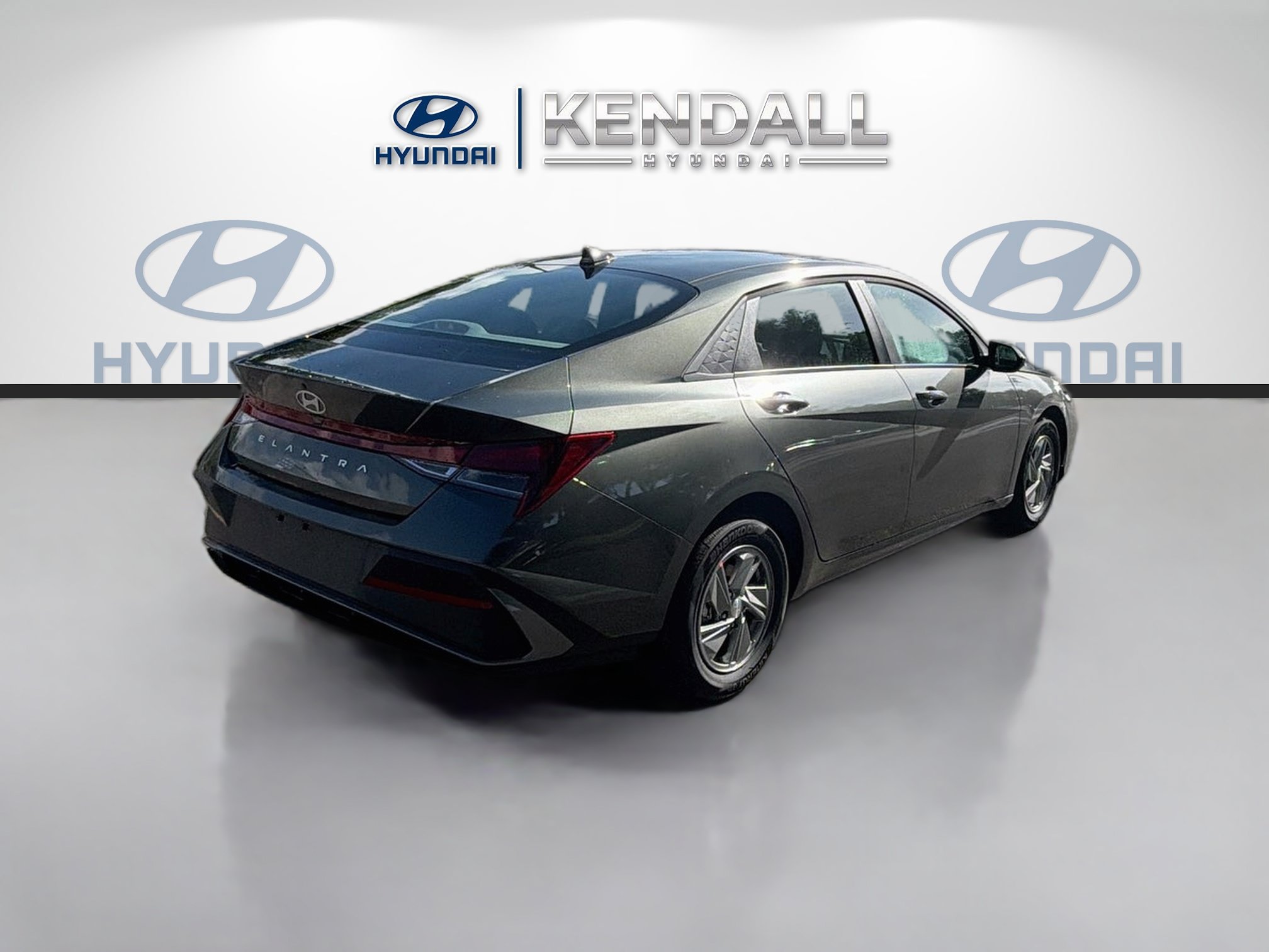 New 2026 Hyundai Elantra SE FWD image 6