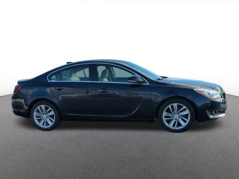 Used 2016 Buick Regal Premium image 7