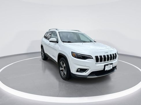 Used 2019 Jeep Cherokee Limited w/ Luxury Group AWD/4WD image 2