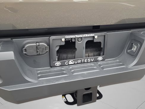 Certified 2025 Toyota Tacoma TRD Off-Road image 10