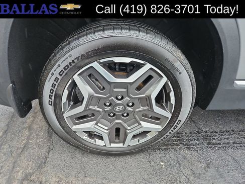 Used 2023 Hyundai Santa Fe Limited AWD/4WD image 34