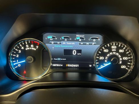 Used 2016 Ford F150 Lariat w/ Equipment Group 502A Luxury AWD/4WD image 13