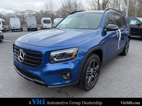 New 2026 Mercedes-Benz GLB 250 4MATIC image 4