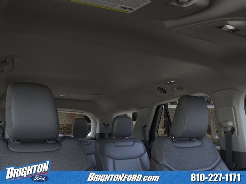 Used 2026 Ford Explorer Active w/ Active Comfort Package image 17