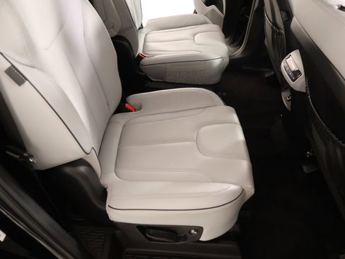 Used 2025 Hyundai Palisade SEL image 16