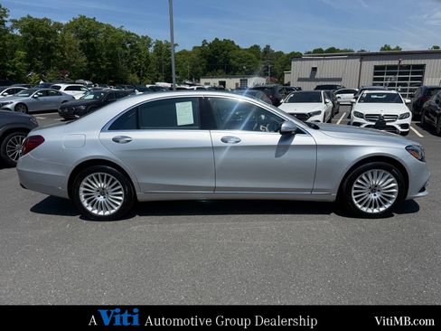 Used 2019 Mercedes-Benz S 560 Sedan image 9