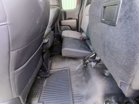 Used 2018 Nissan Titan S w/ S Utility Package RWD image 46