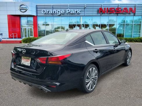 New 2026 Nissan Altima 2.5 SV w/ SV Premium Package FWD image 2