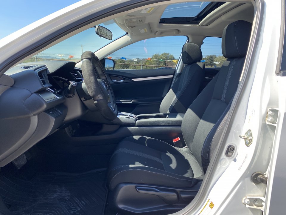 Used 2018 Honda Civic EX image 9