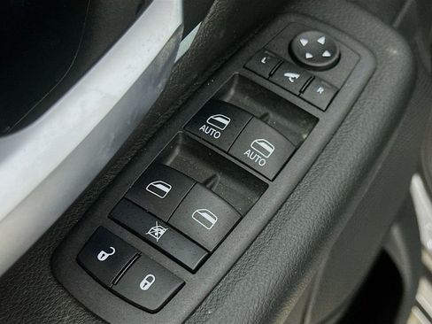 Used 2024 RAM 1500 Big Horn AWD/4WD image 20