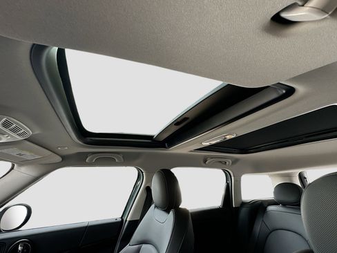 Certified 2024 MINI Cooper Countryman S w/ Premium Package image 22