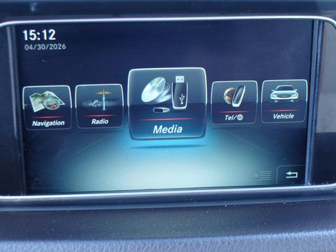 Used 2016 Mercedes-Benz E 350 Sedan image 23