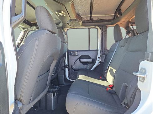 Used 2021 Jeep Wrangler Unlimited Sport image 9