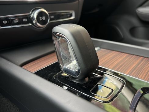 Used 2023 Volvo S60 B5 Ultimate image 63