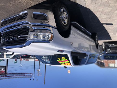 Used 2021 RAM 2500 Big Horn image 2